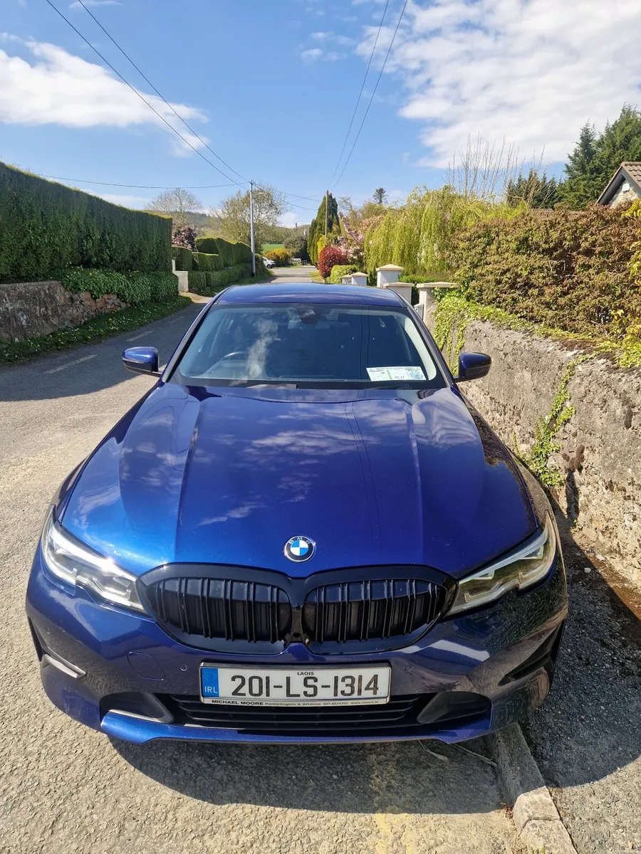 BMW 330e.   2020 - Image 3