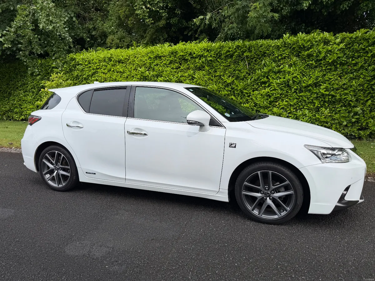 2014 Lexus CT200 F Sport | Low Mileage - Image 3