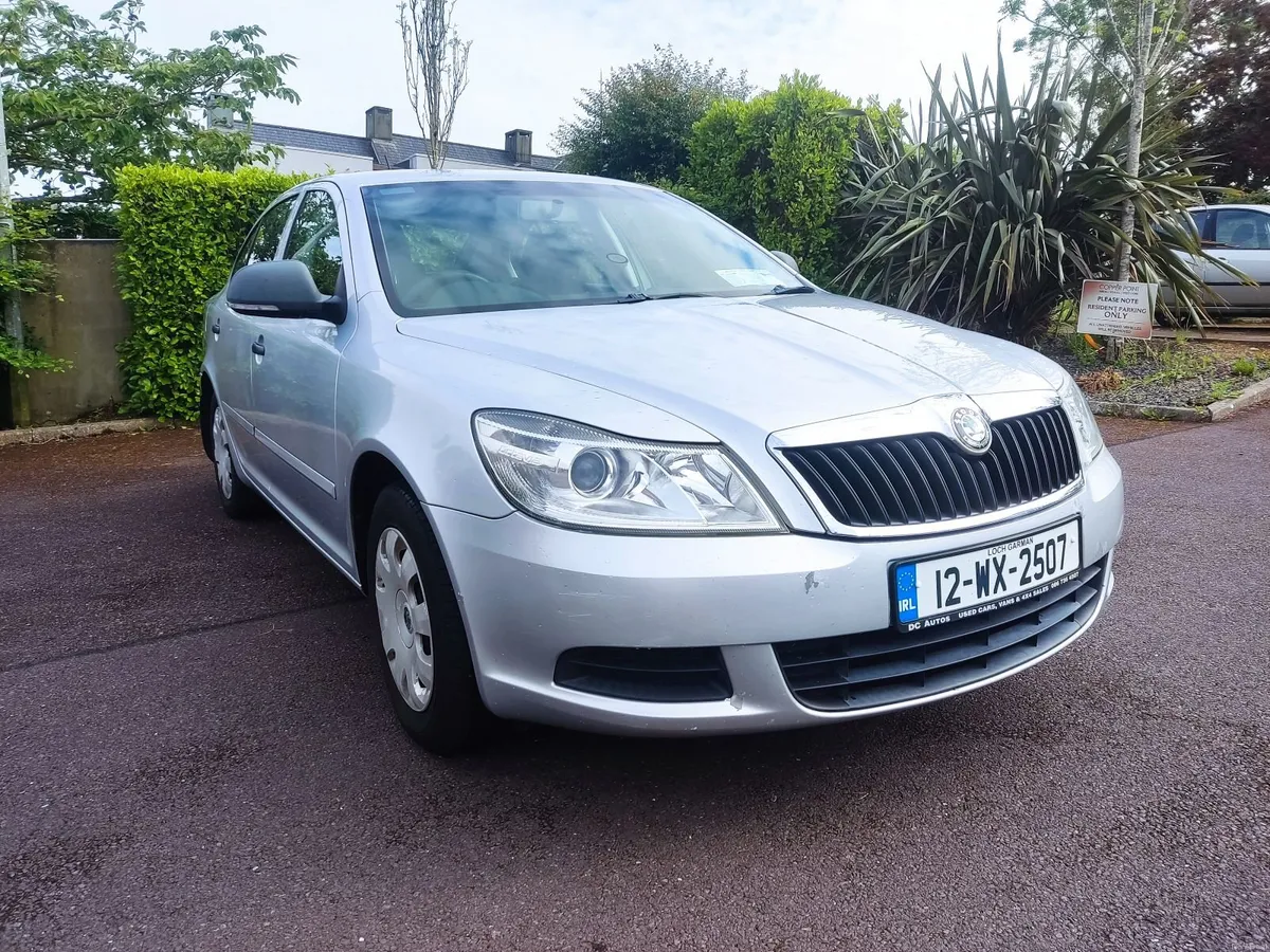 Skoda Octavia 2012 - Image 2