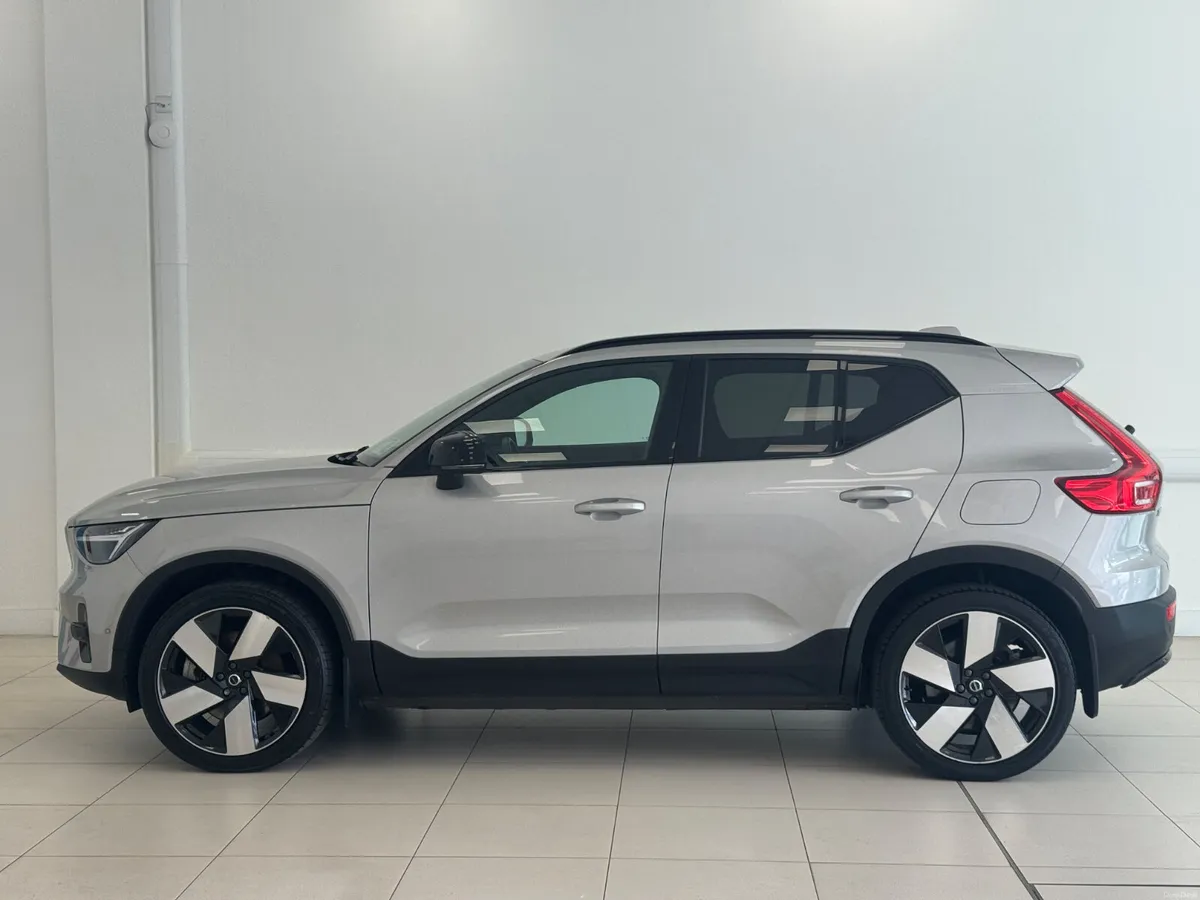 Volvo XC40 2023 - Image 4