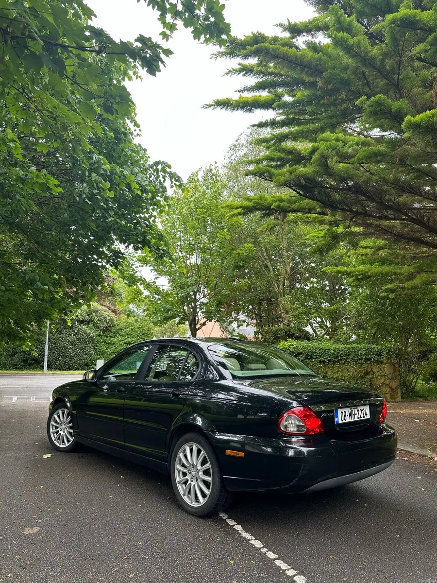 2008 Jaguar X-type luxury - Image 3