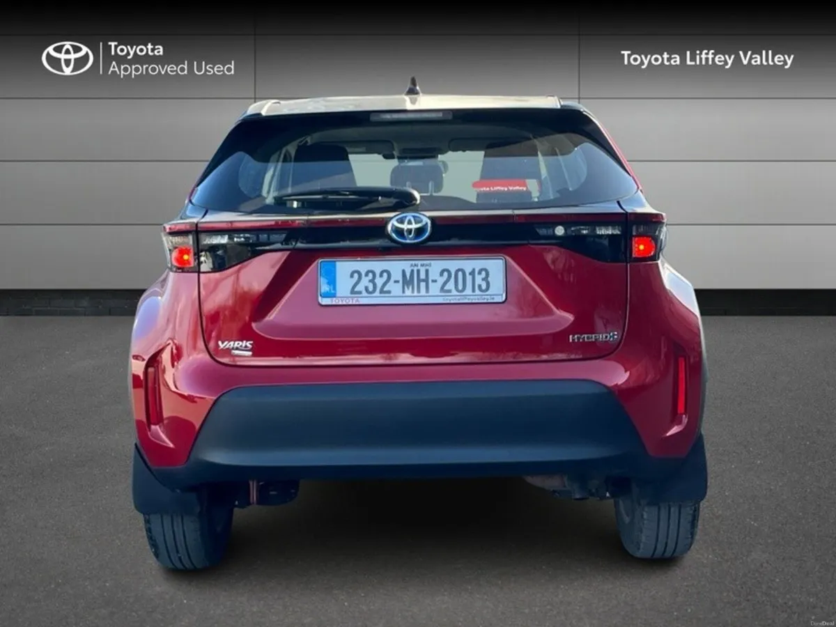 Toyota Yaris Cross YARIS CROSS LUNA HYBRID - Image 4