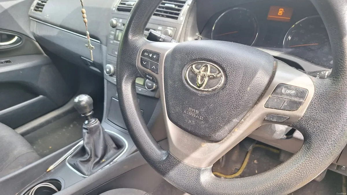 Toyota Avensis 2010 - Image 4