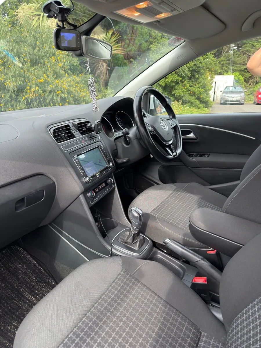 Car - Image 1