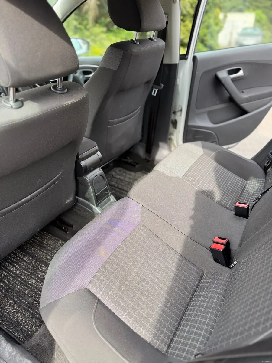 Car - Image 3