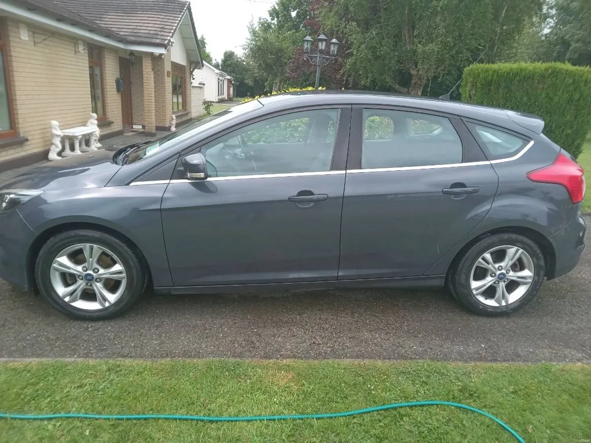 Car - Image 5