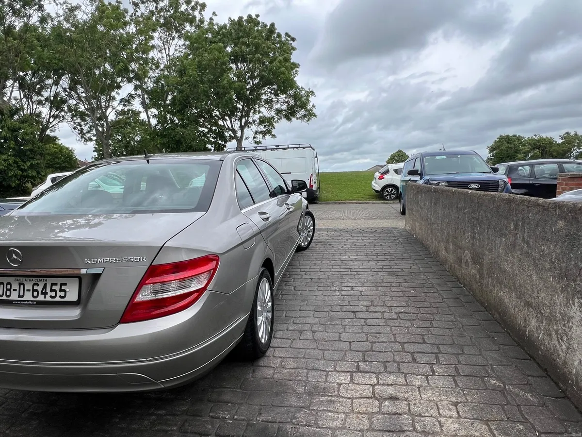 Mercedes-Benz C-Class 2008 - Image 3