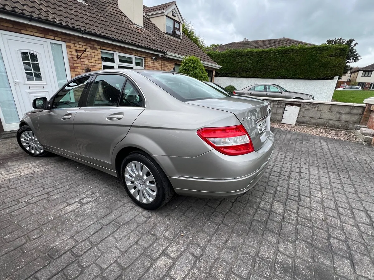 Mercedes-Benz C-Class 2008 - Image 4