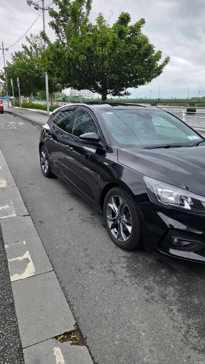 Ford Focus 2019 - Image 1
