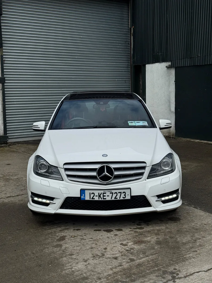 Mercedes-Benz C-Class 2012 AMG Premium Plus - Image 3