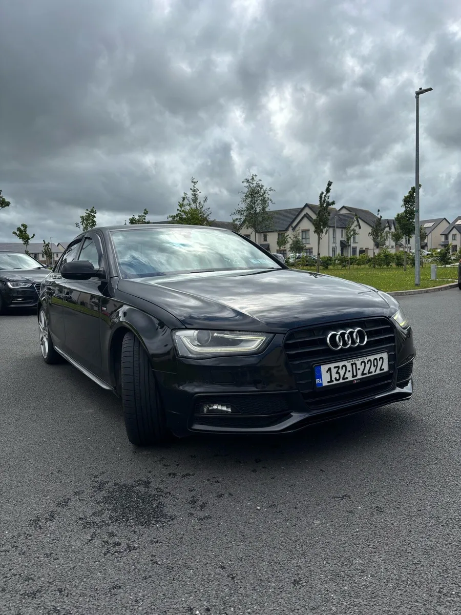 Audi A4 S-line Black Edition 2013 - Image 2