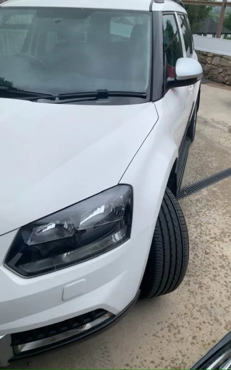 2014 SKODA YETI OUTDOOR SE TDI CR 4X4 DSG - Image 3
