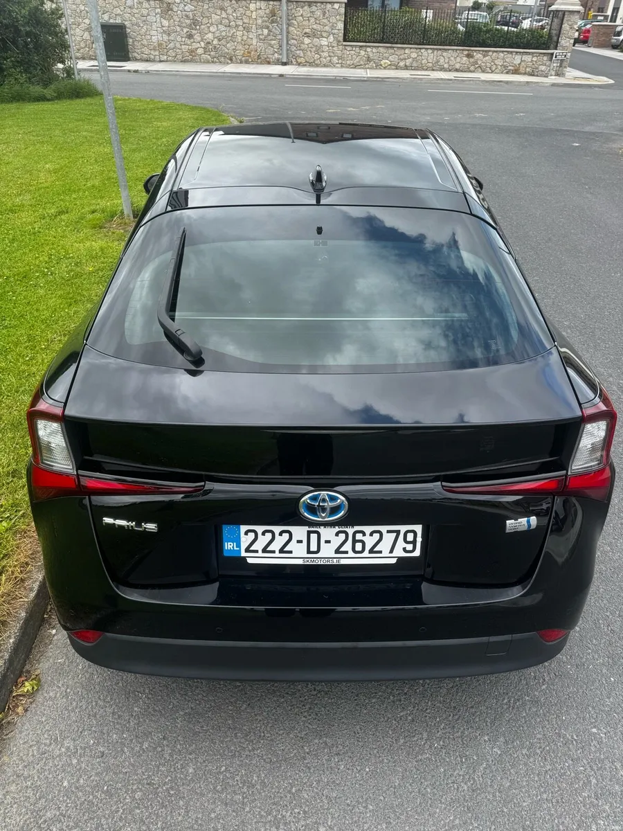 Toyota Prius 2022 *G Sense* - Image 4