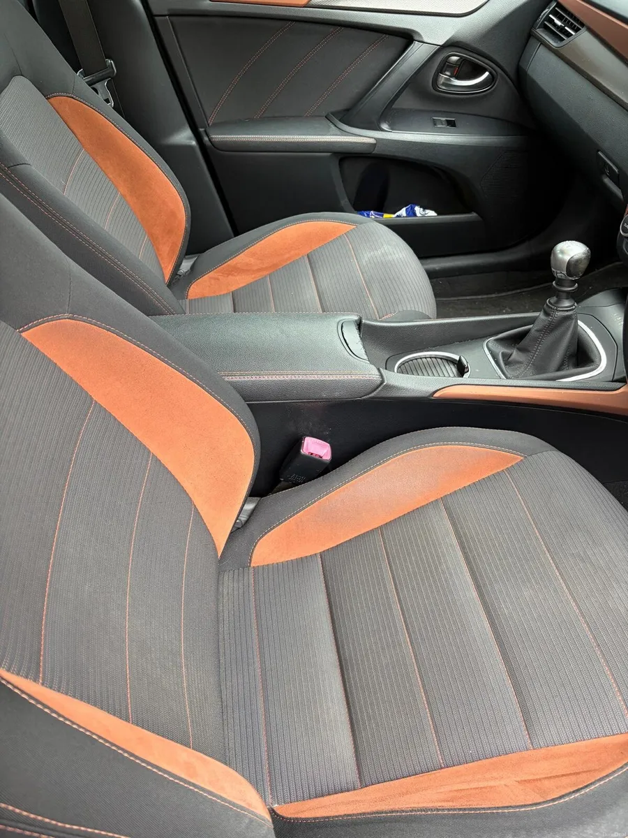Car - Image 5