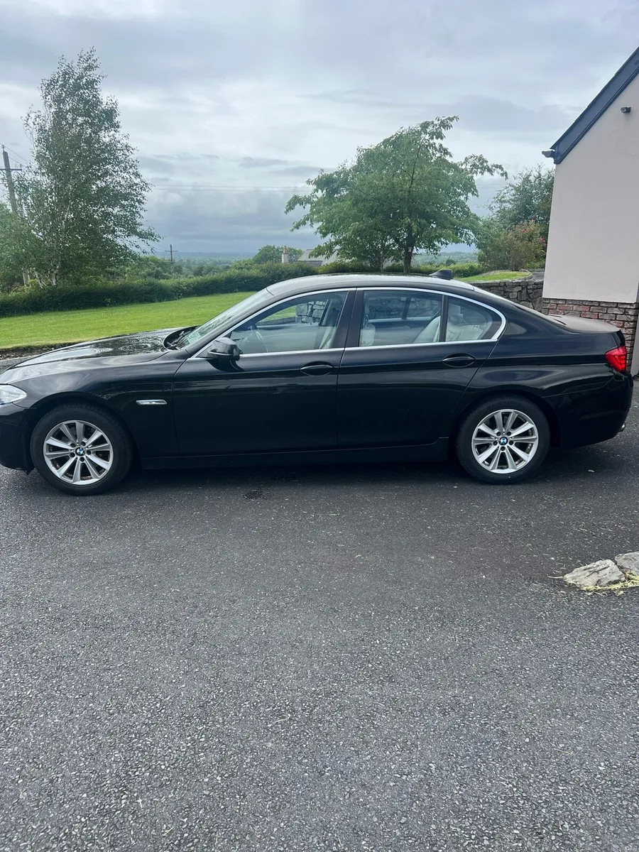 BMW 520D - Image 2