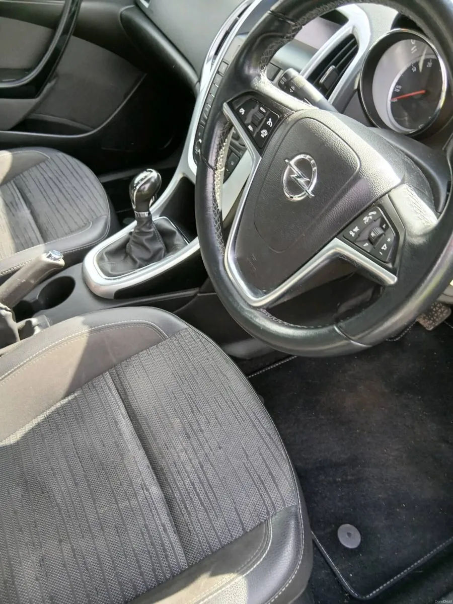 Opel Astra - Image 6