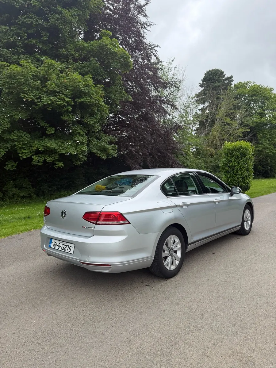 Vw Passat auto - Image 4