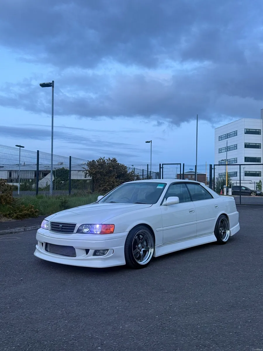 1998 Toyota Chaser tourer V - Image 2