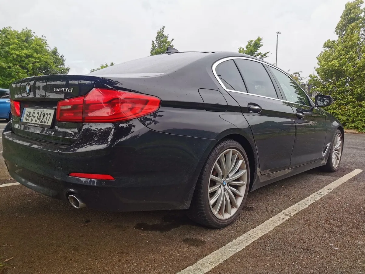 BMW 5-Series 2018 - Image 3