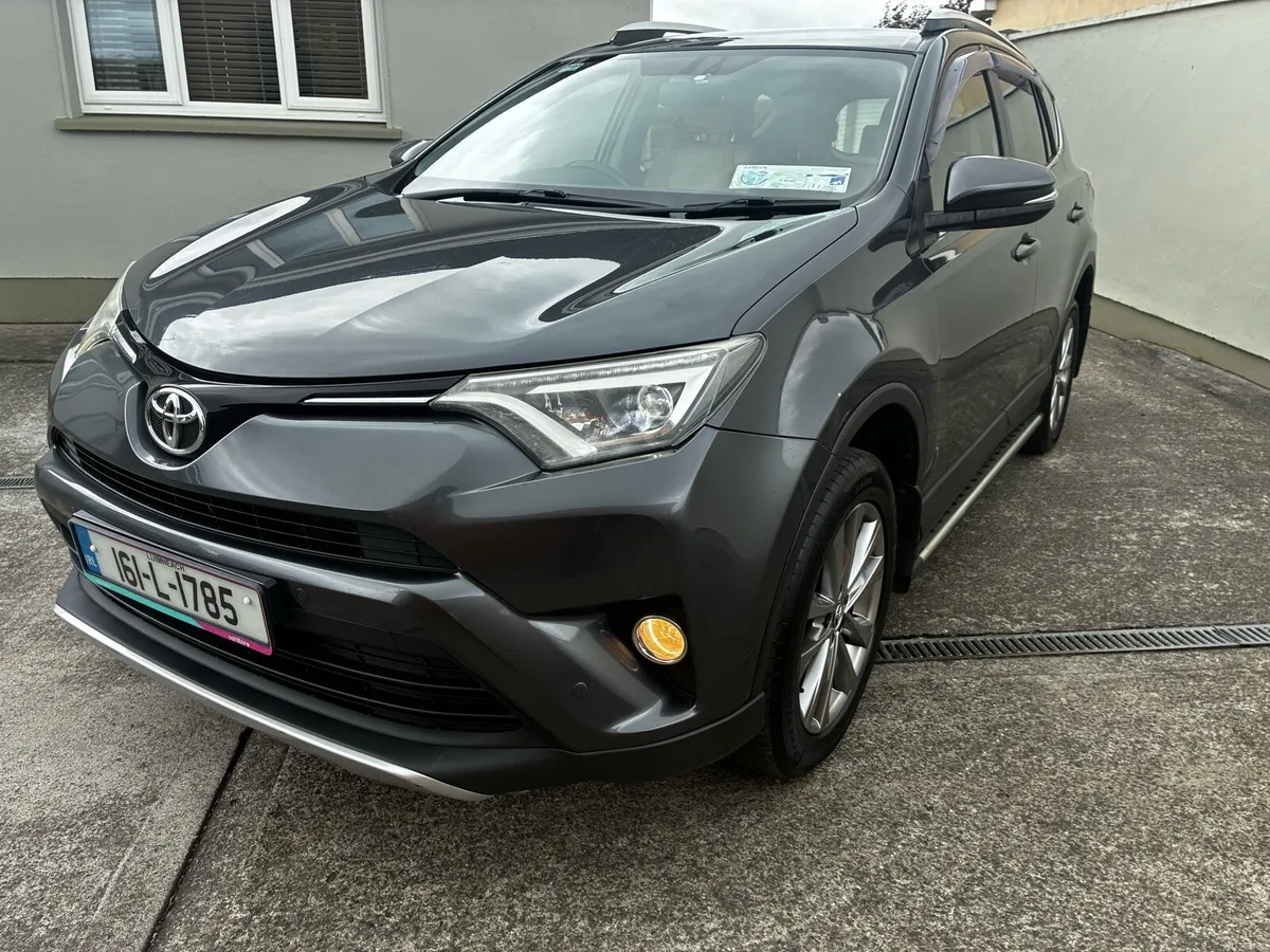 2016 Toyota Rav4 *TOP SPEC* - Image 2