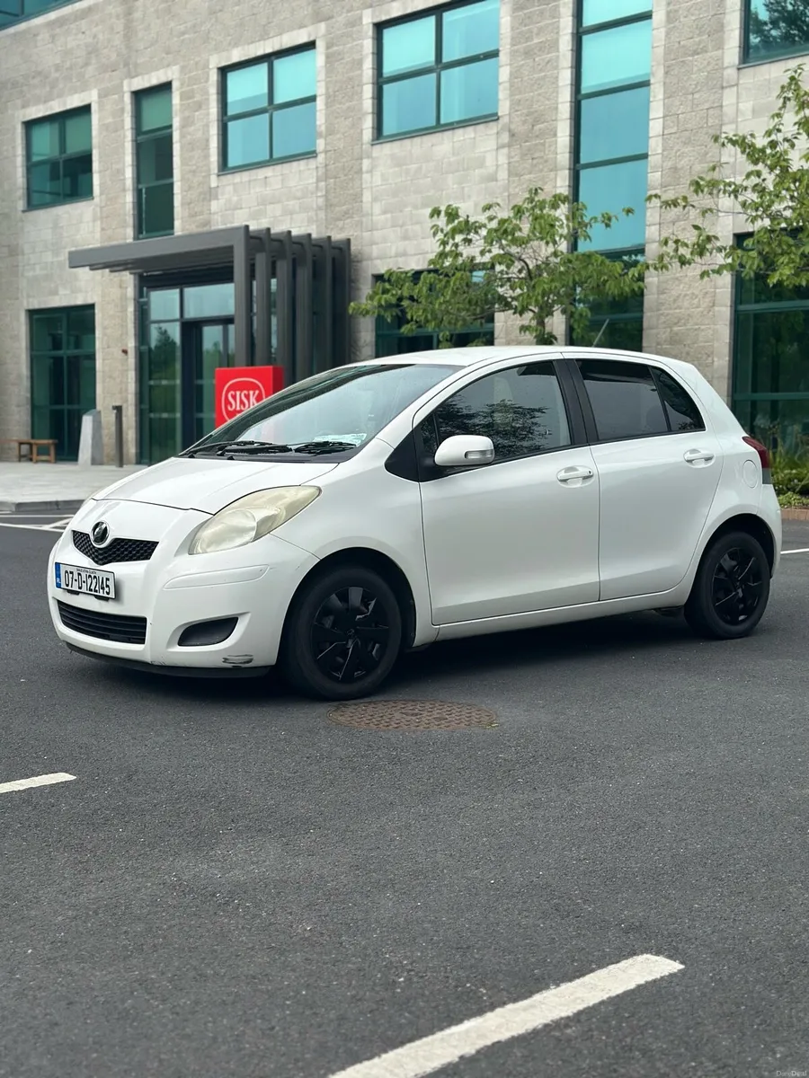 Toyota Vitz 1.0 Automatic | NCT 01/27 | 2 Owners - Image 4