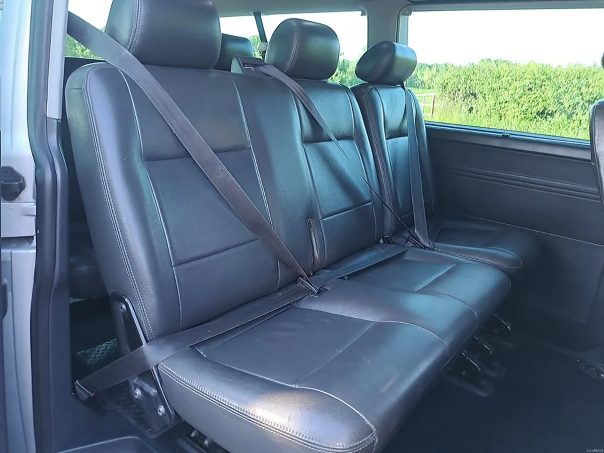 Volkswagen Caravelle 140BHP DSG LWB 9-5 6D 8S 6DR - Image 3