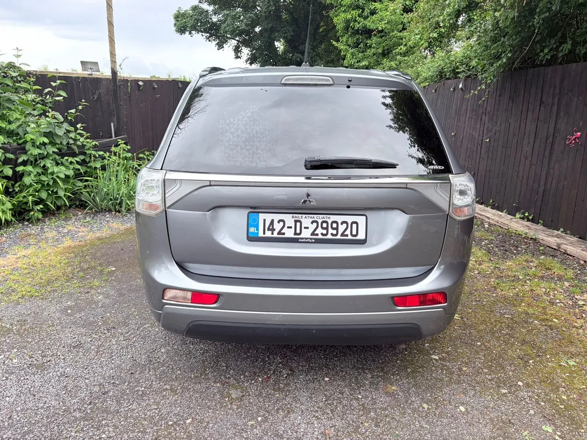 Mitsubishi Outlander - Image 4