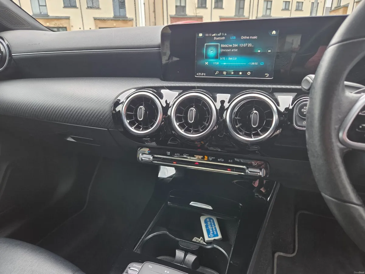 2021 MERCEDES CLA - Image 4