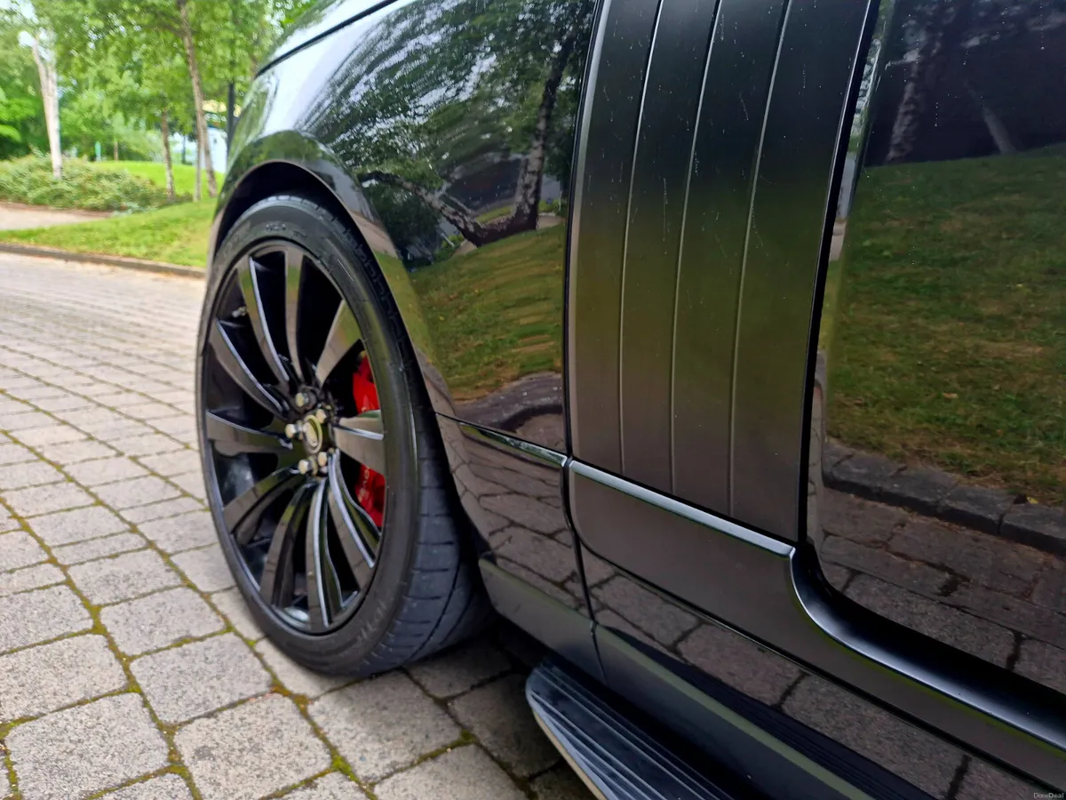 RANGE ROVER VOGUE BLACK BADGE 23" ALLOYS - Image 6