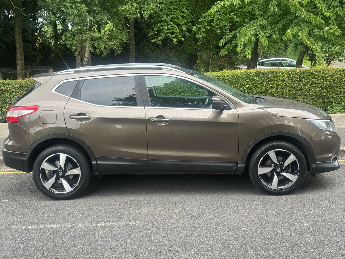 152 Nissan Qashqai N-Tec Petrol - Image 3