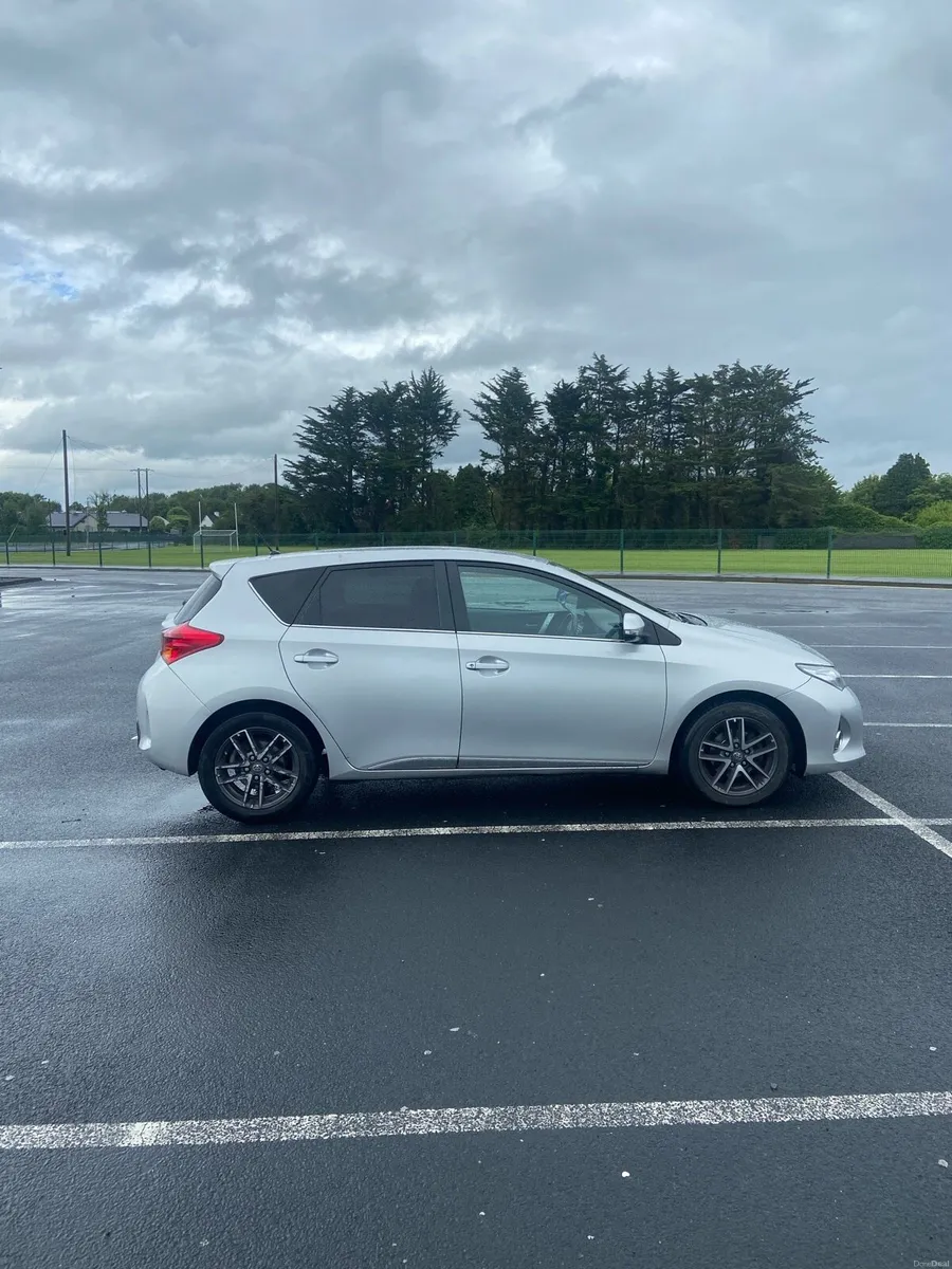 Toyota Auris *Fresh NCT 05/27* - Image 3