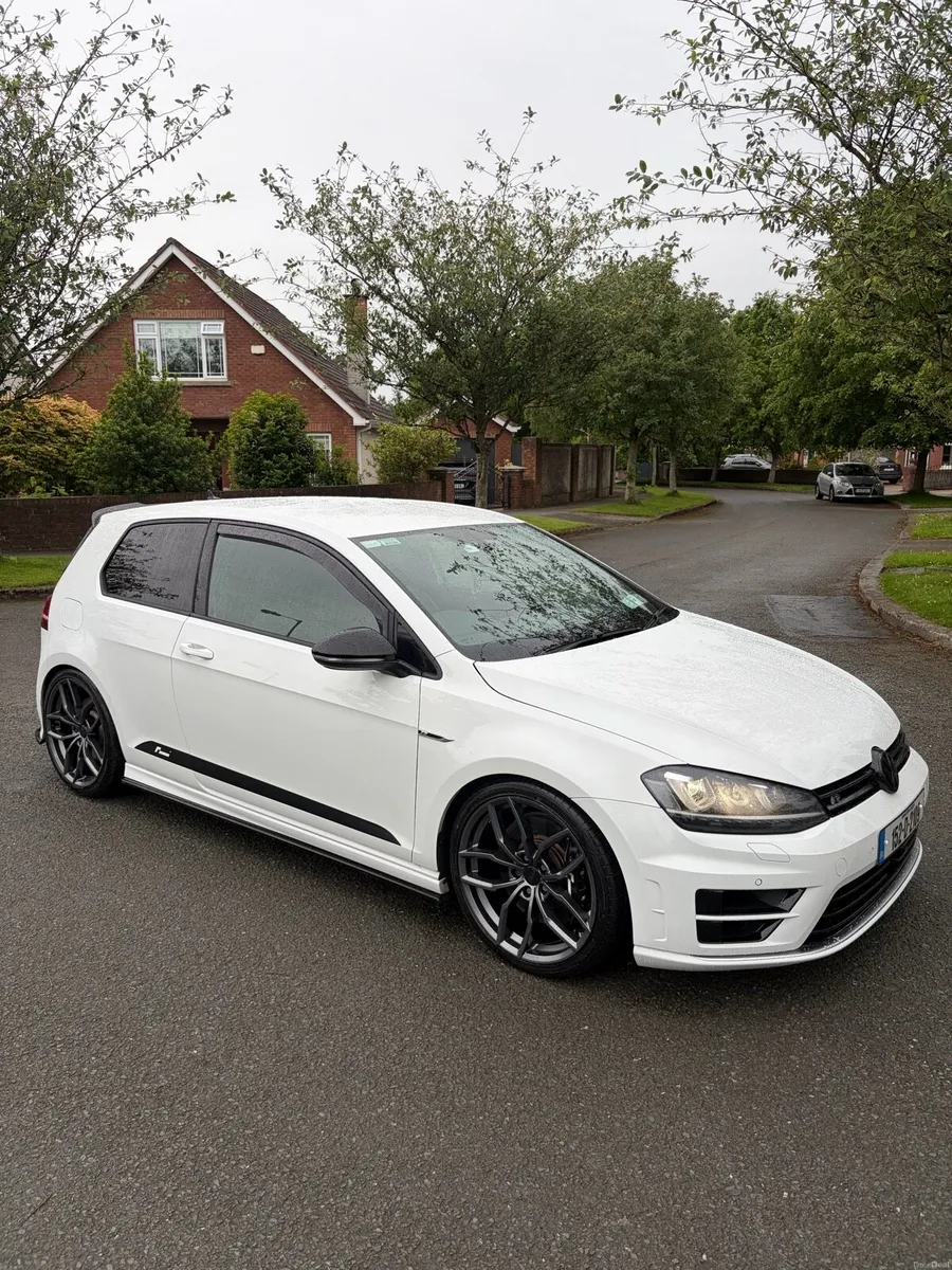 Volkswagen Golf R DSG - Image 1
