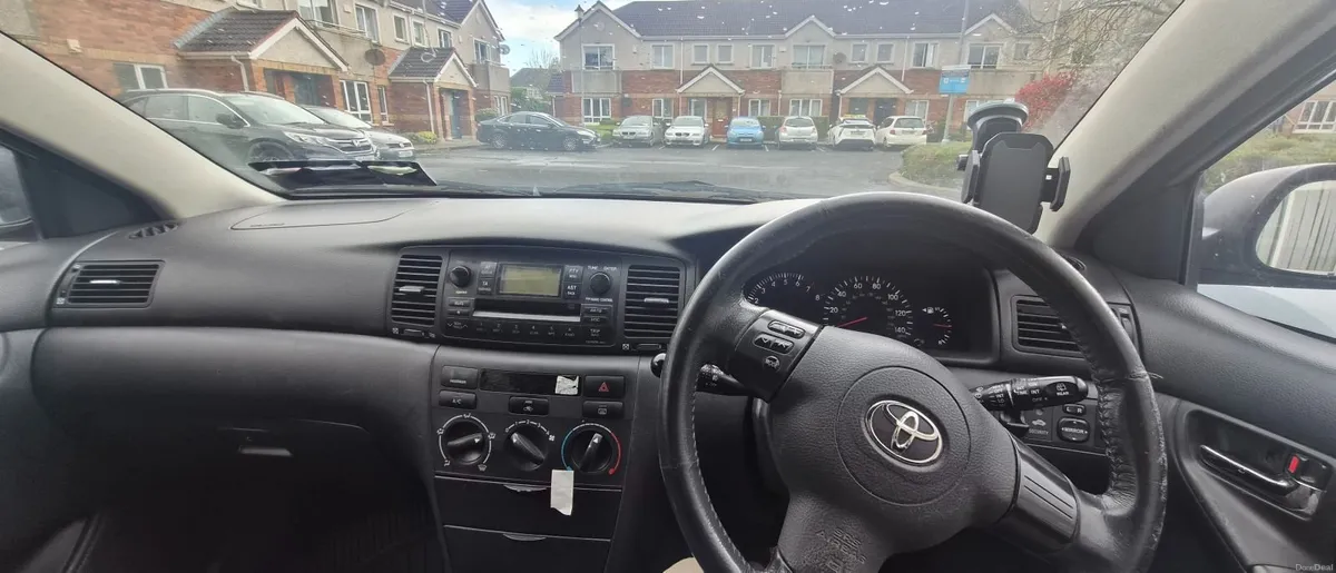Toyota Corolla 2005 - Image 1