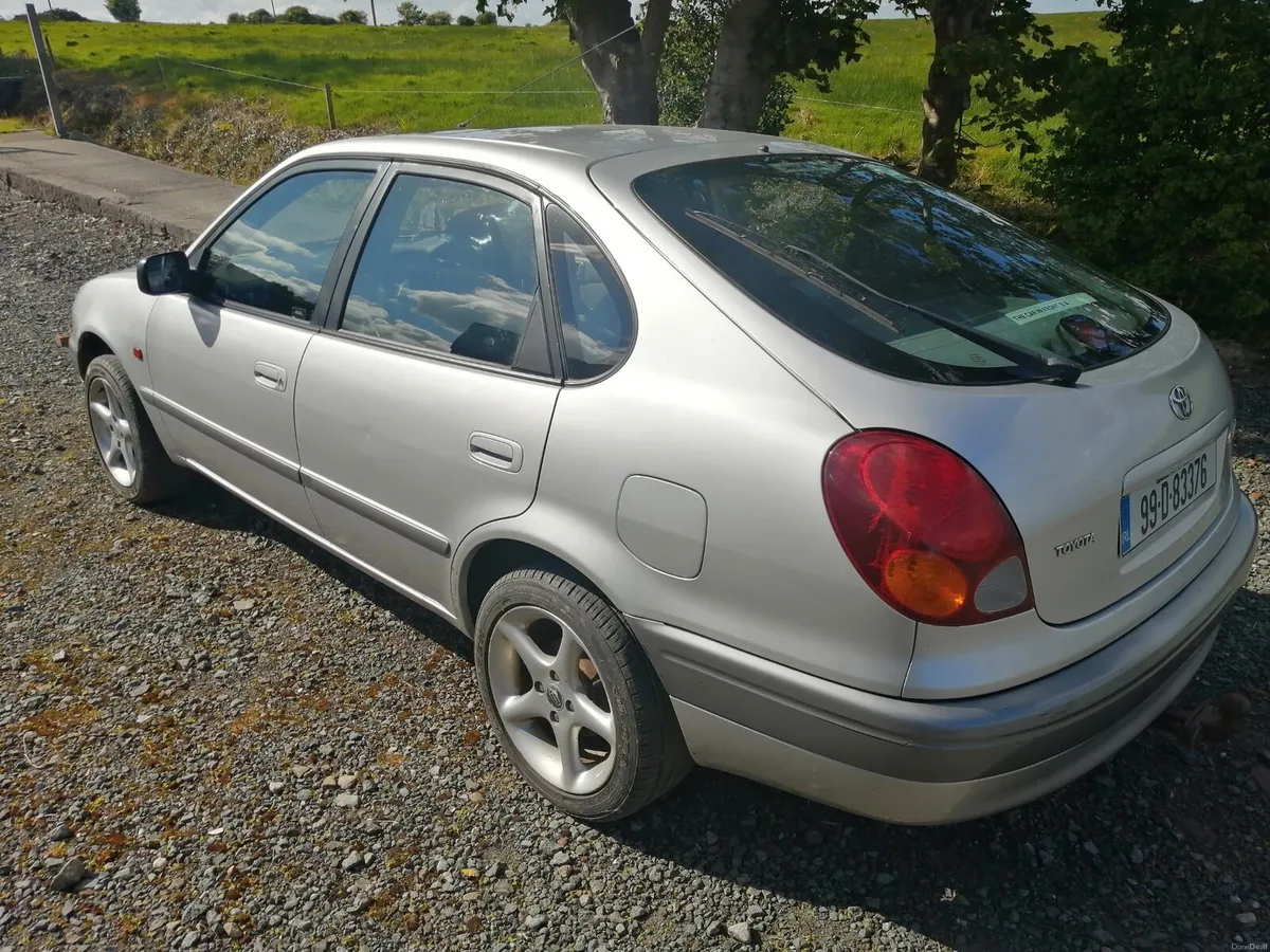 Toyota Corolla - Image 4
