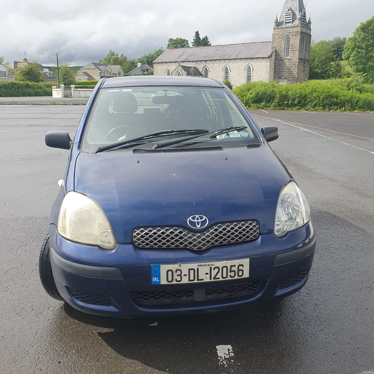 Toyota Yaris 2003 - Image 2