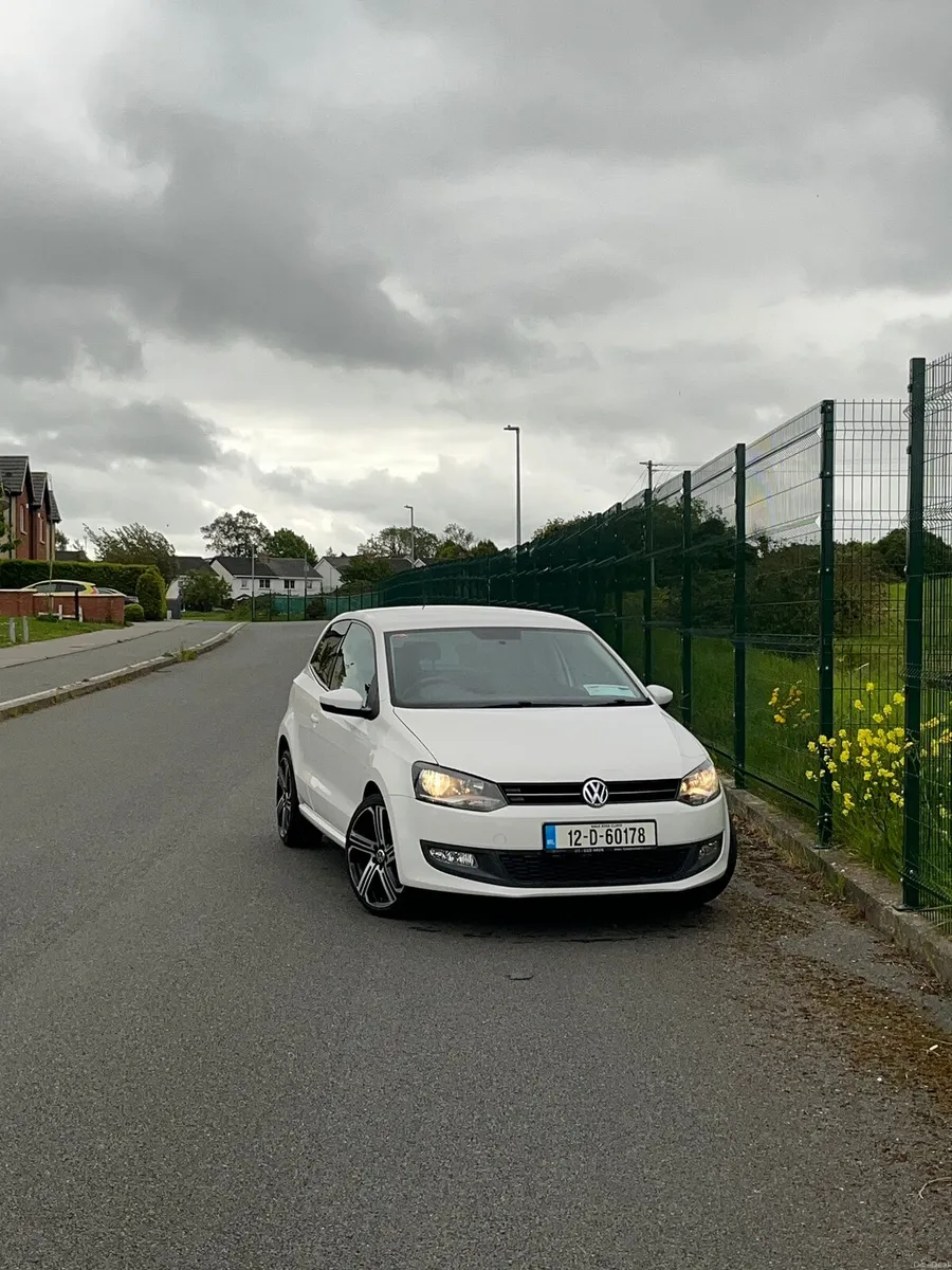 Car - Image 3