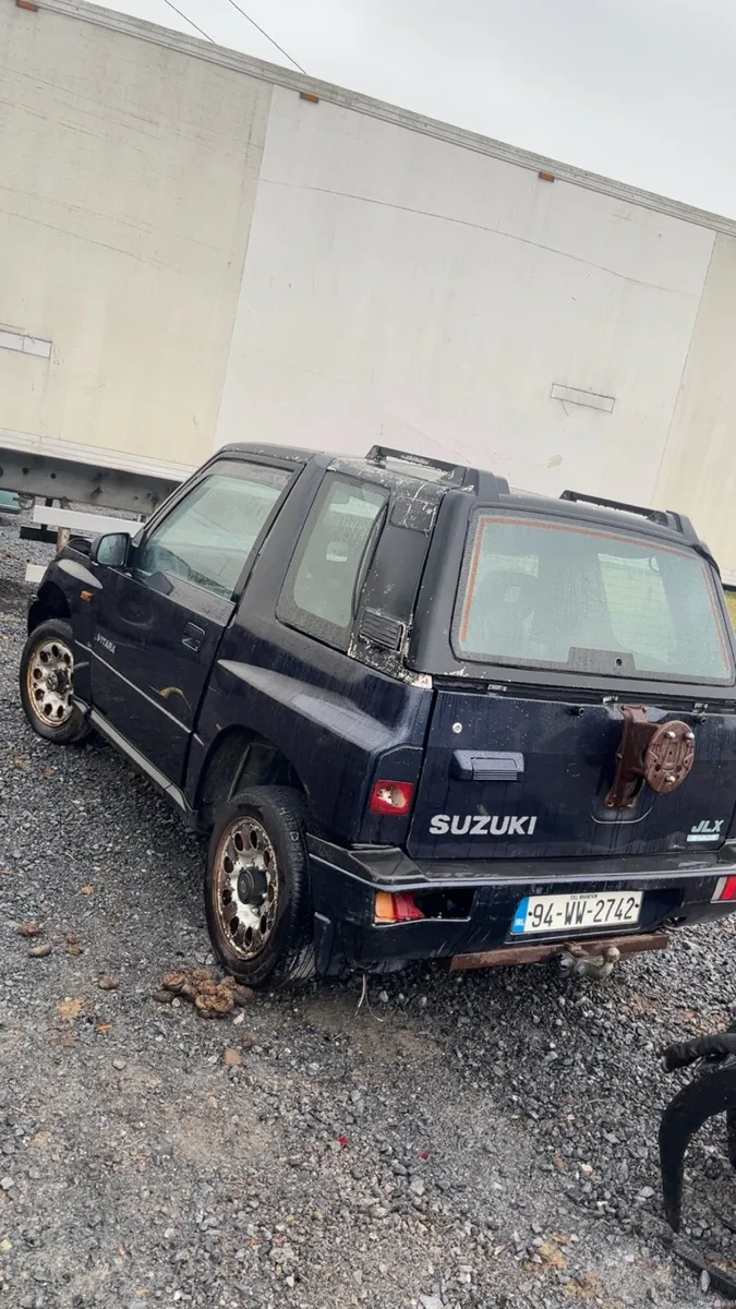 Suzuki vitara 1.6 petrol 4x4 diff lock - Image 4