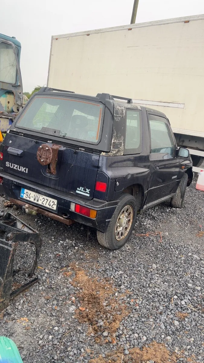 Suzuki vitara 1.6 petrol 4x4 diff lock - Image 3