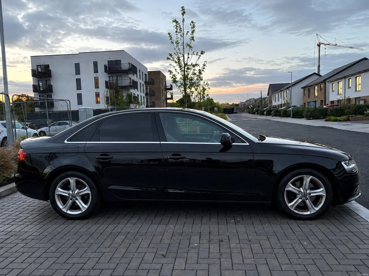 Audi A4 Saloon - Repair Needed - Image 3