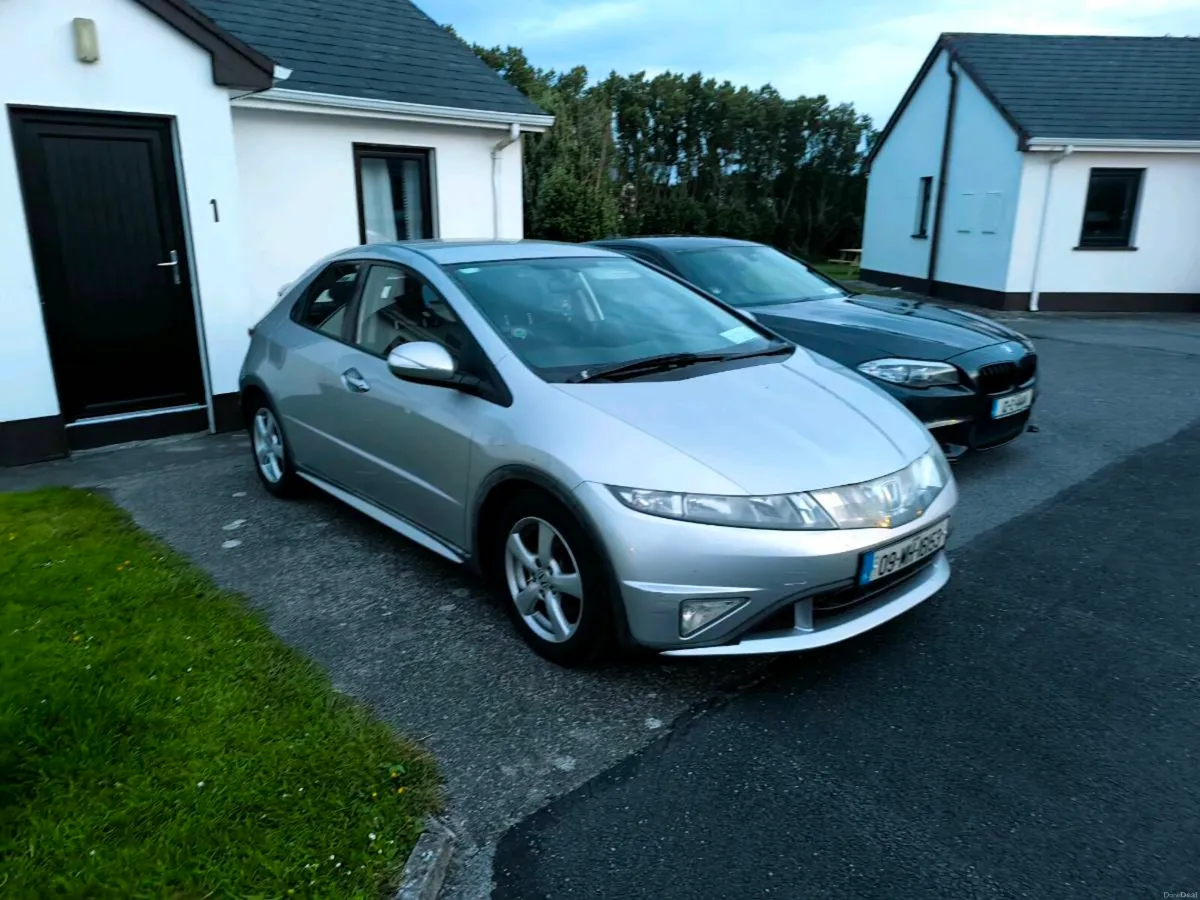 Honda civic - Image 2