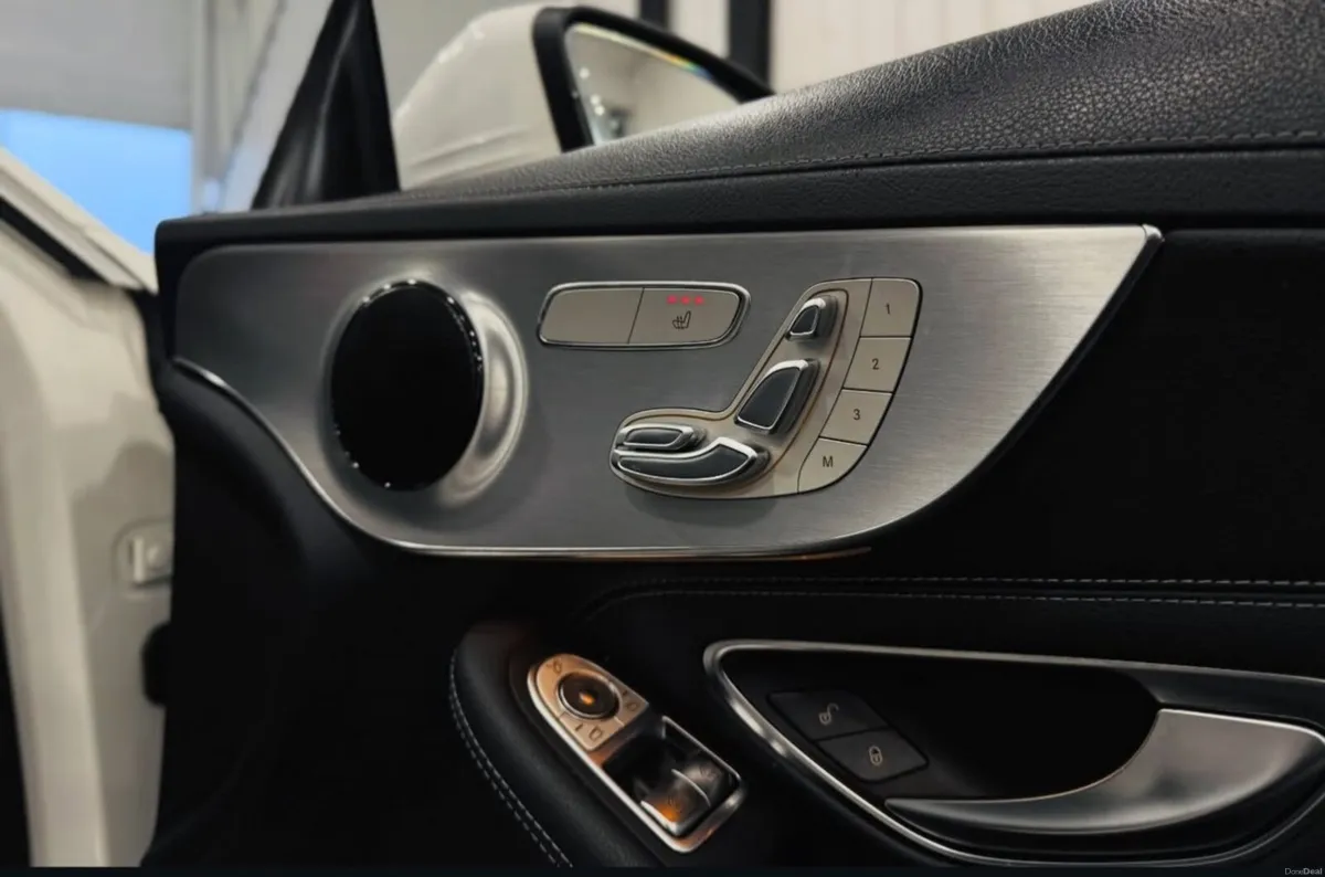 Mercedes-Benz C-Class 2016 - Image 3