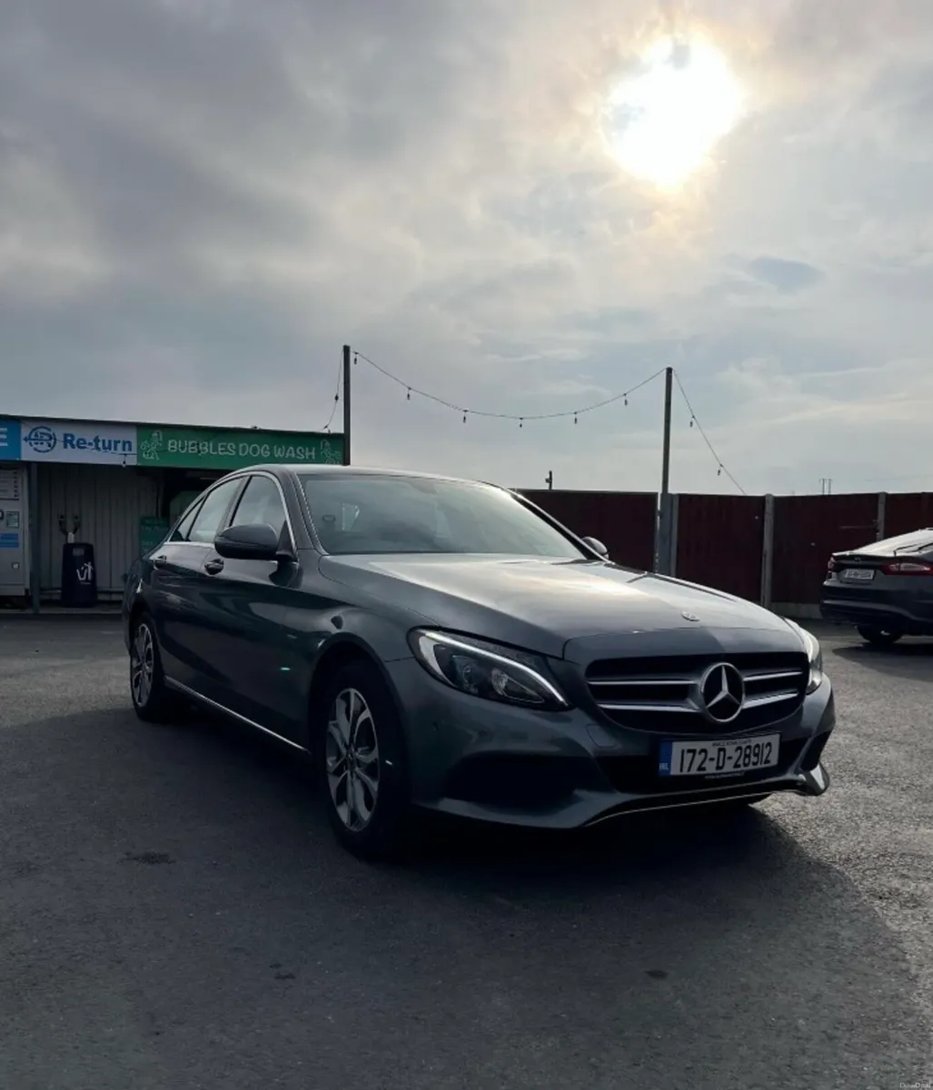 Excellent Condition c350e hybrid - Image 4
