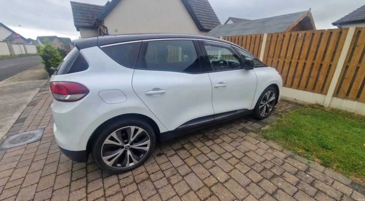 2018 Renault Scenic - Image 4
