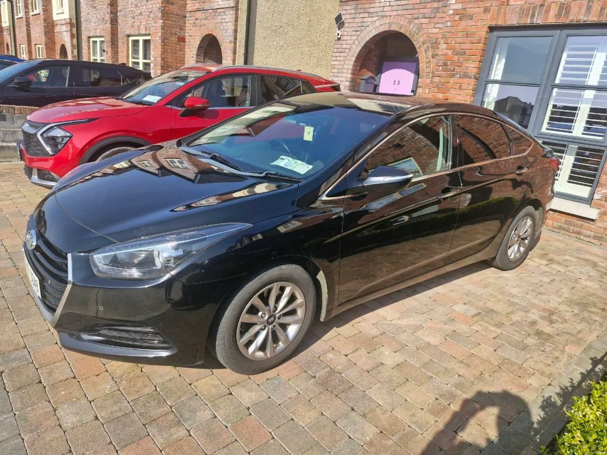 Car - Image 1