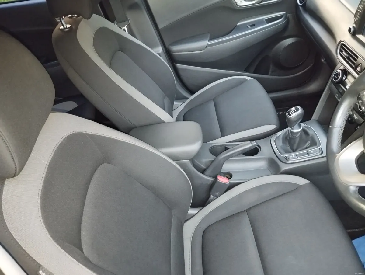 Hyundai KONA 2018 - Image 4