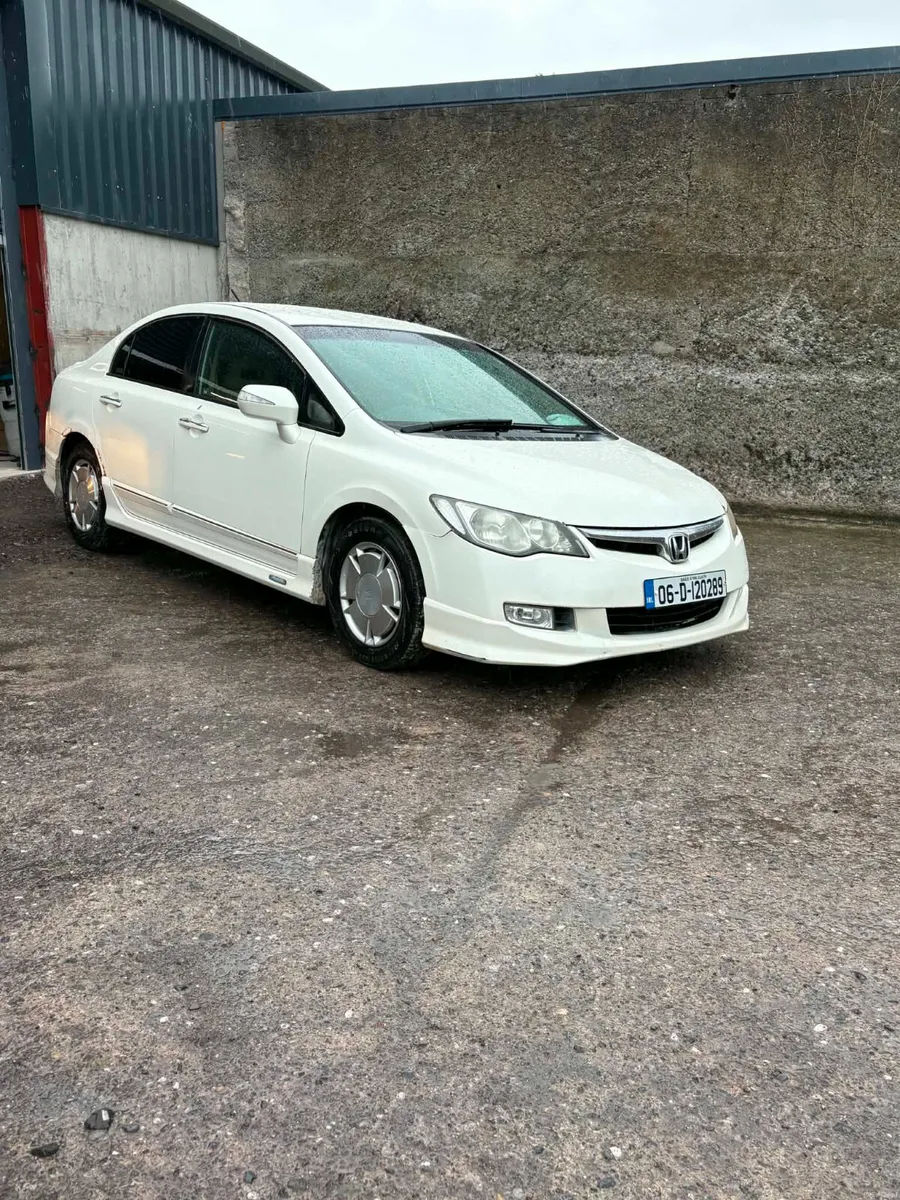 2006 Honda Civic automatic - Image 1