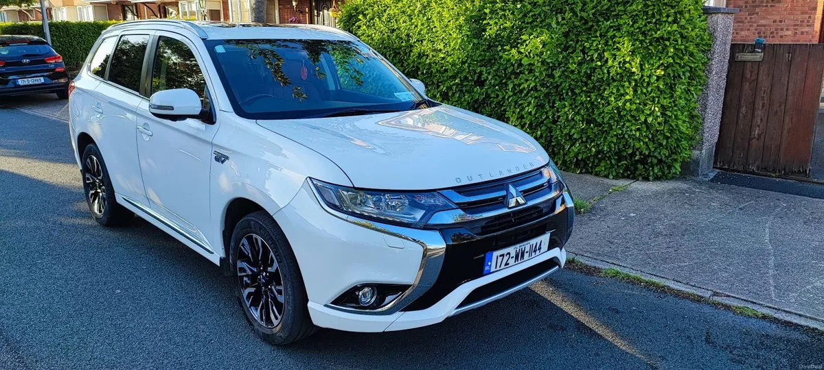 Mitsubishi Outlander 2.0 PHEV 5H 2017 S. Edition - Image 4