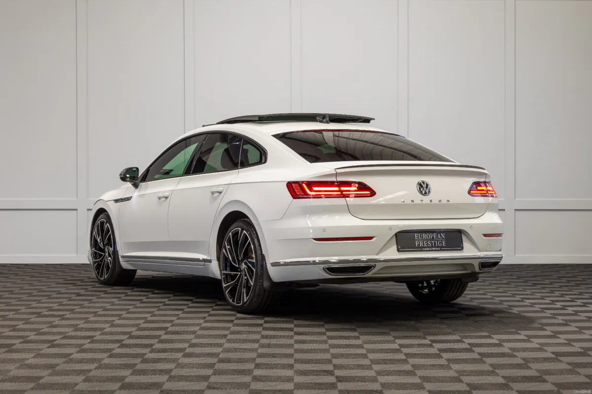202 Volkswagen Arteon R-Line - Image 4