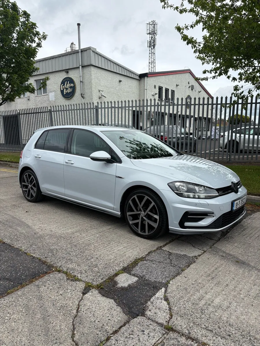 VW GOLF 1.5 TSI R/Line - Image 1