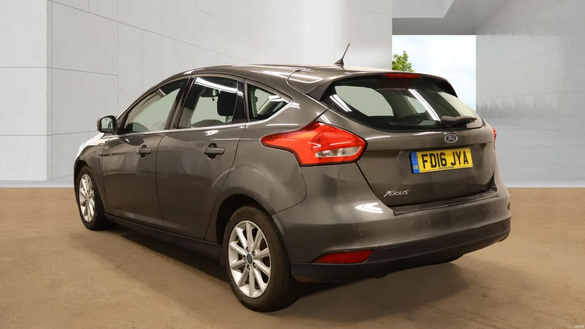 Ford Focus TITIANIUM-FINANCE AVAILABLE - Image 3
